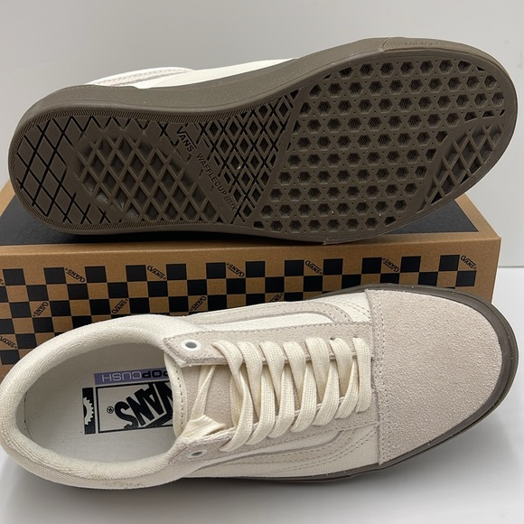 Vans WMNS Bmx Old Skool
Marshmallow/Gum
VN0005UZOVM Sneakers - Picture 4 of 16